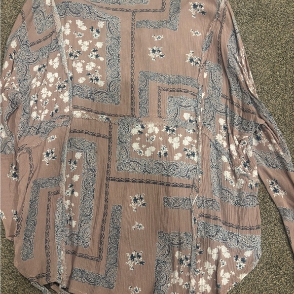Daytrip Mauve Floral Button-Down Shirt - Picture 2 of 2